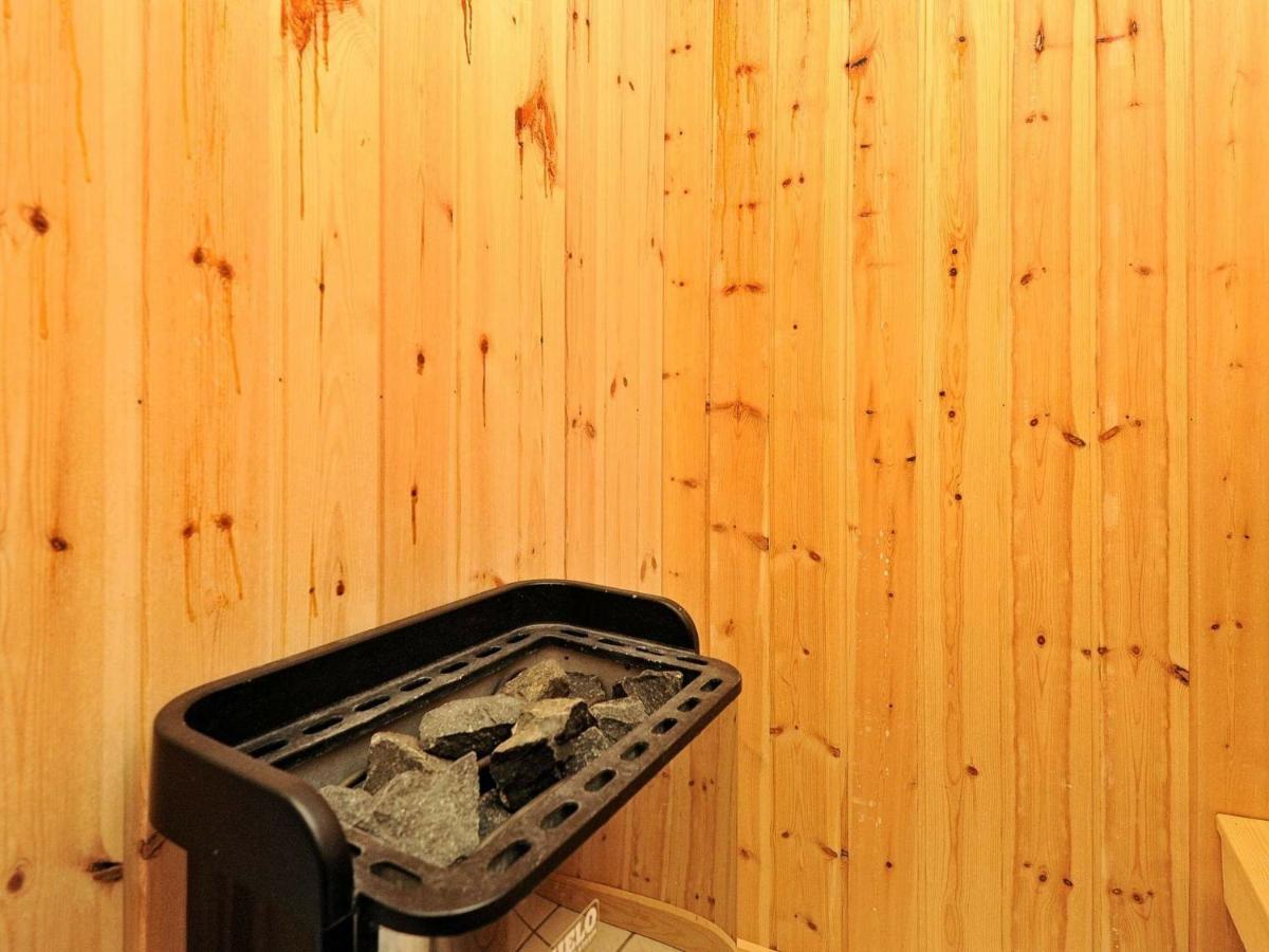 8 Person Holiday Home In Fan Fanø エクステリア 写真